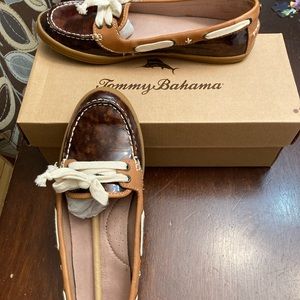 Tommy Bahama shoes